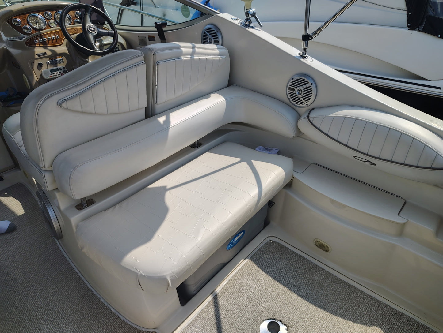 2001 Maxum 2700 SCA – $27,500 OBO (Brokered Sale)