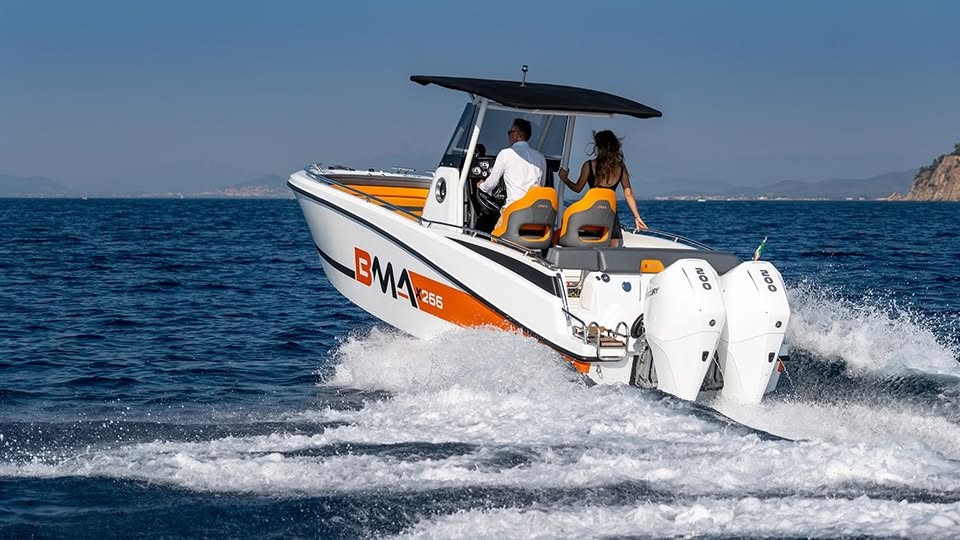 BMA X266 2023 2x MERCURY 200 HP
