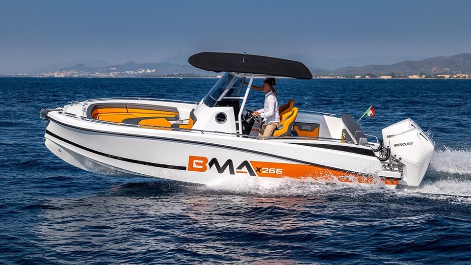 BMA X266 2023 2x MERCURY 200 HP