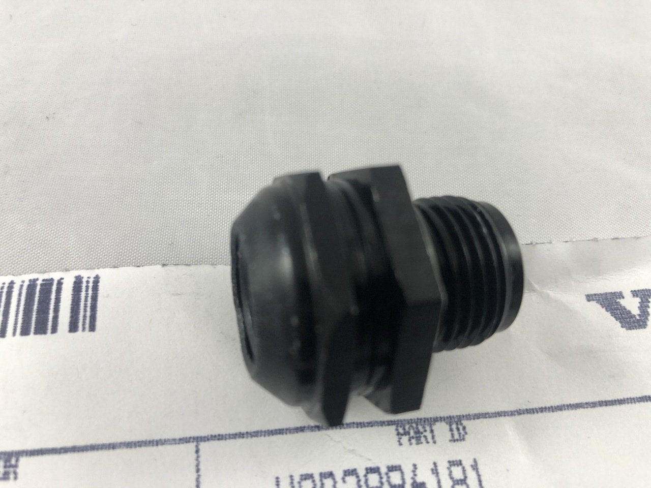 Volvo 3886181- Fitting Screw