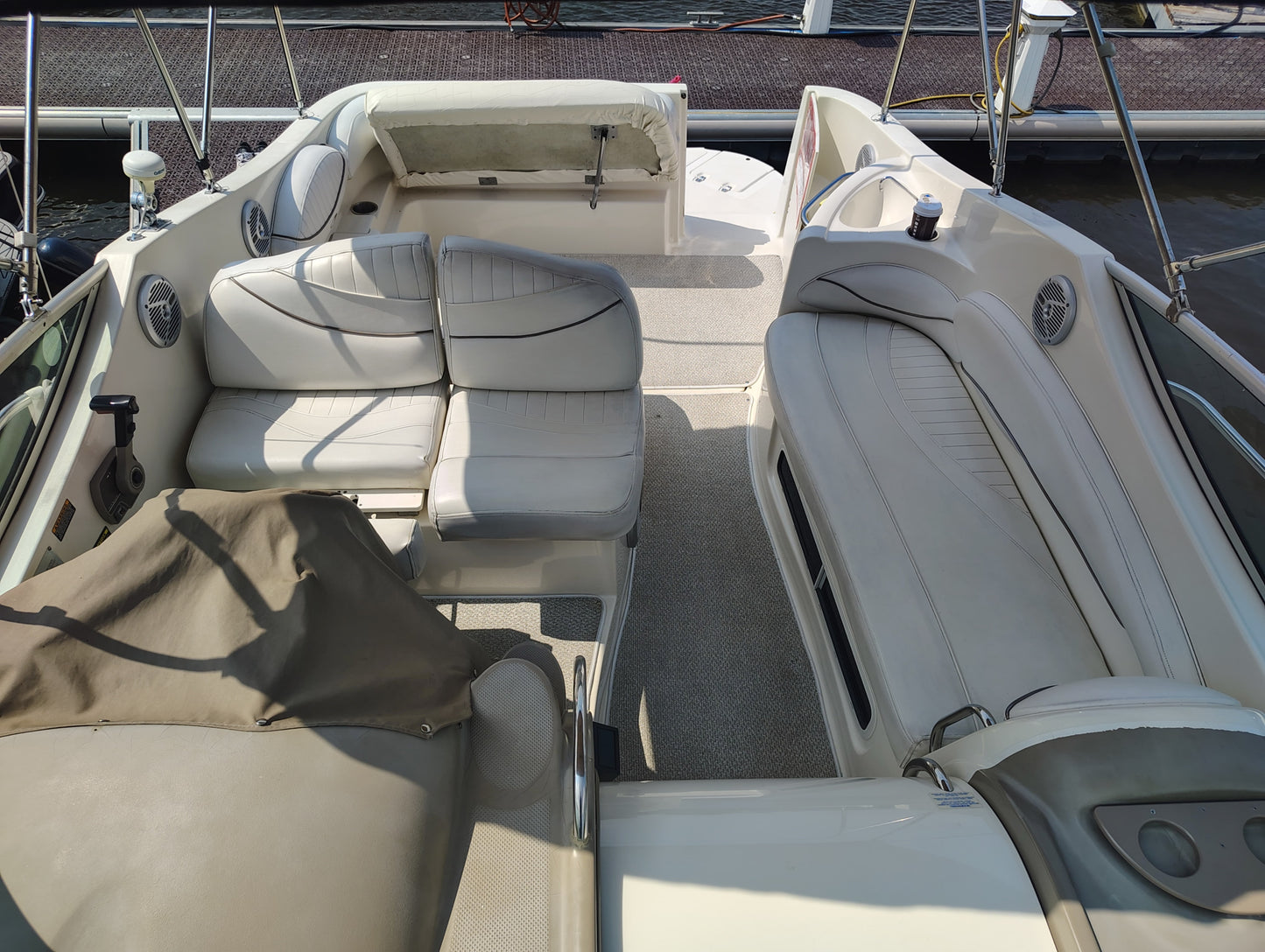 2001 Maxum 2700 SCA – $27,500 OBO (Brokered Sale)