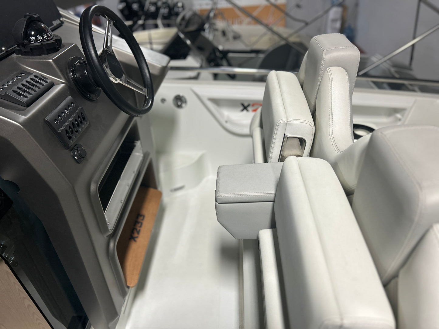 BMA X233 2023 MERCURY 250 HP