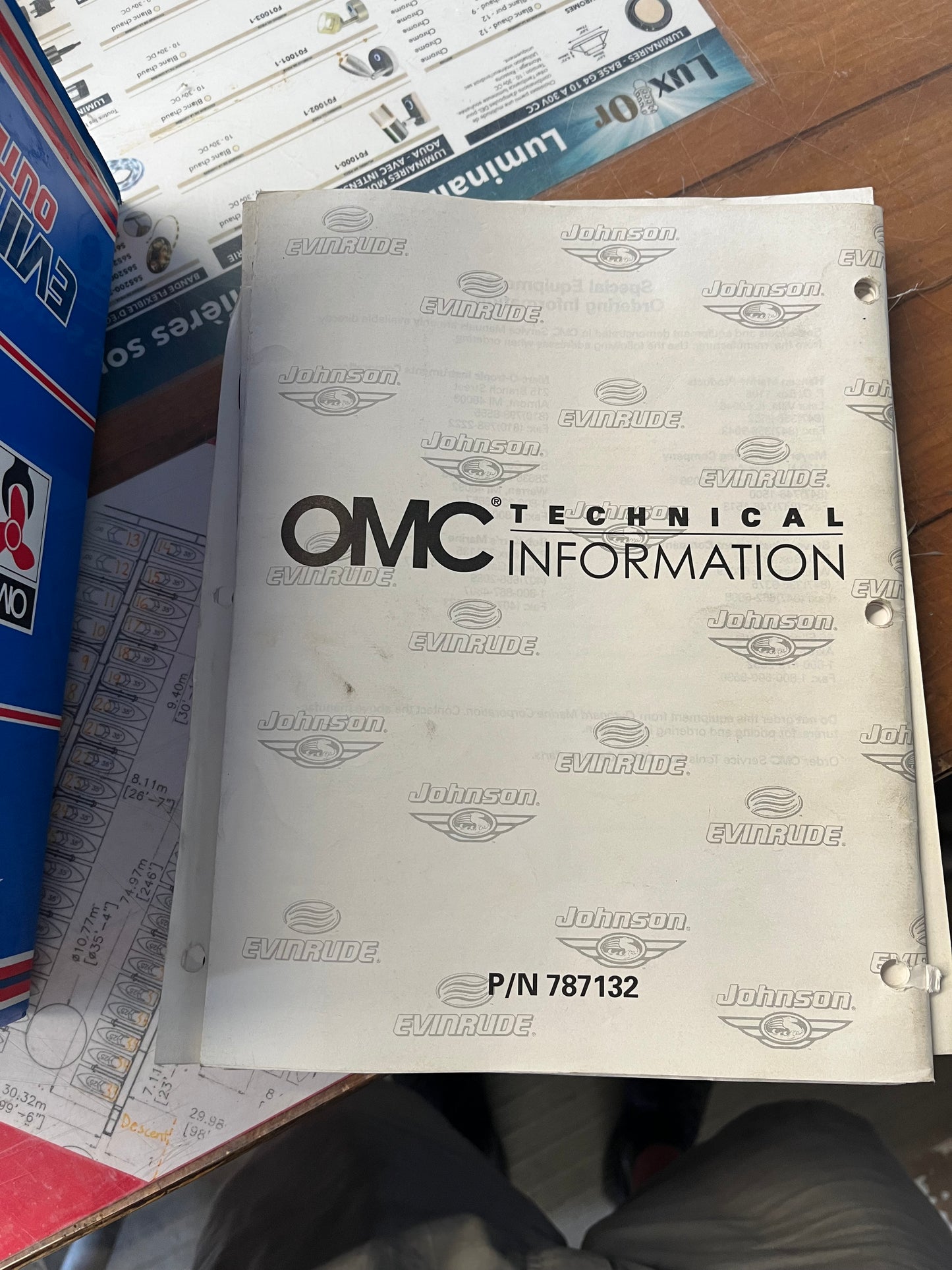 JOHNSON Evinrude Service Manual SUPPLEMENT 2000-2001