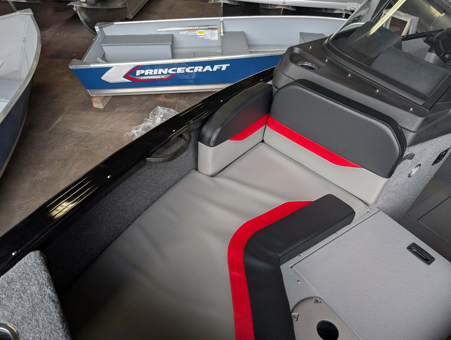 Princecraft Sport 188 Phantom Edition (2026) + Mercury® 150HP EFI 4-stroke (Trailer included)