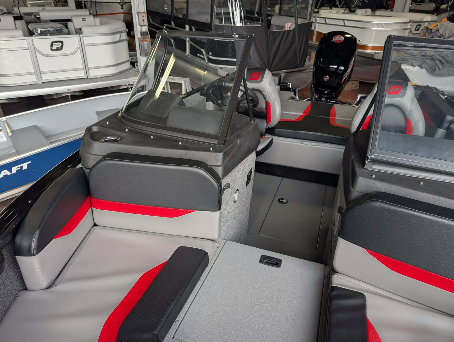 Princecraft Sport 188 Phantom Edition (2026) + Mercury® 150HP EFI 4-stroke (Trailer included)