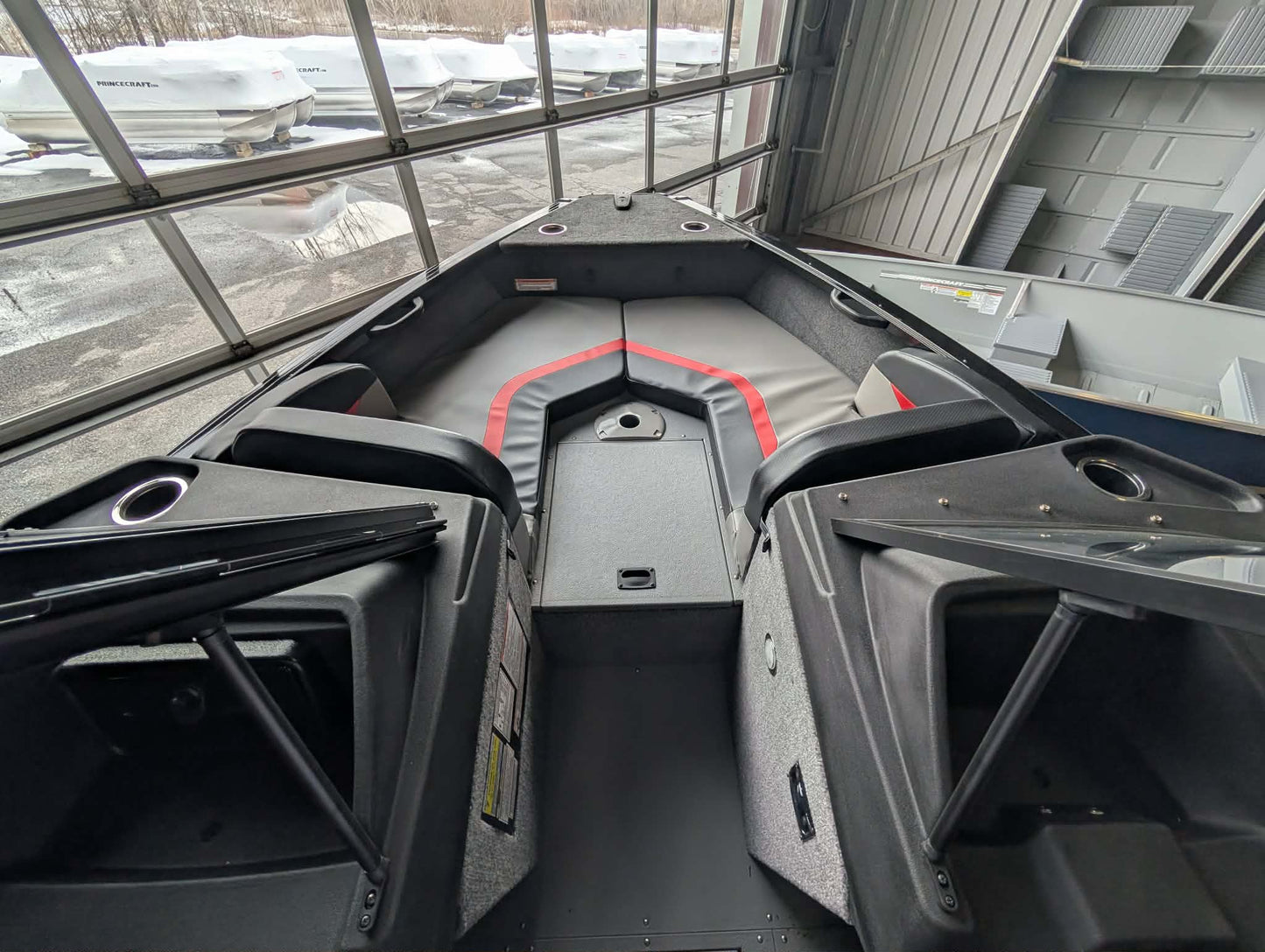 Princecraft Sport 188 Phantom Edition (2026) + Mercury® 150HP EFI 4-stroke (Trailer included)