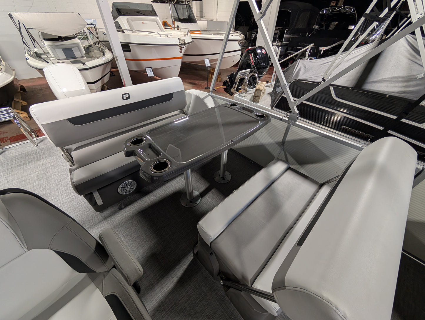 2026 Princecraft Vectra 23 RL Color: Pearl - Mecury 150 XL (White)