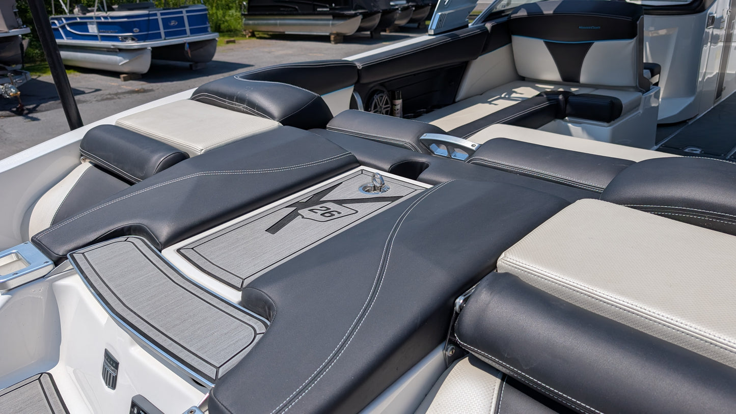 2017 Mastercraft X26 + ILMOR 7000 MPI VD 1.57 (Only 46 Hours of use!!)
