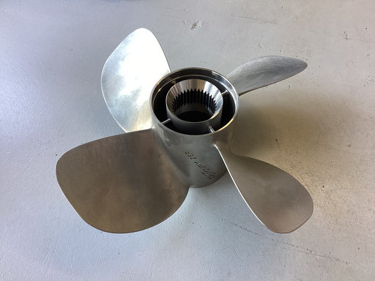 Mercury 48-8m8022440 - Bravo Three Propeller 15.25X26p , 4lh