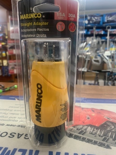 MARINCO - S15-30 (OLD 83A) STRAIGHT ADAPTER DOCK SIDE MALE 15A/125V STRAIGHT BLADE TO BOAT SIDE FEMALE 30A/125V LOCKING S1530